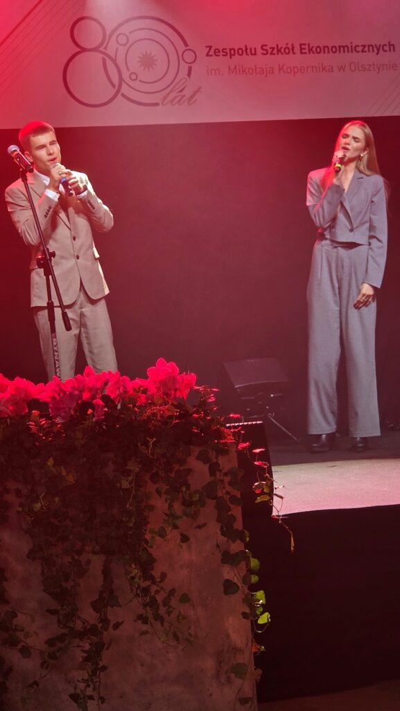 Występujący absolwenci bursy