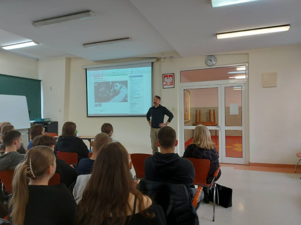 Spotkanie z operatorem filmowym.