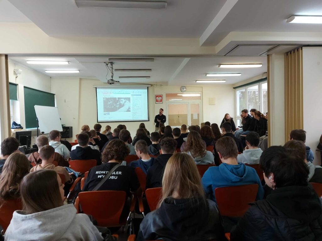 Wykład prowadzony przez operatora filmowego.