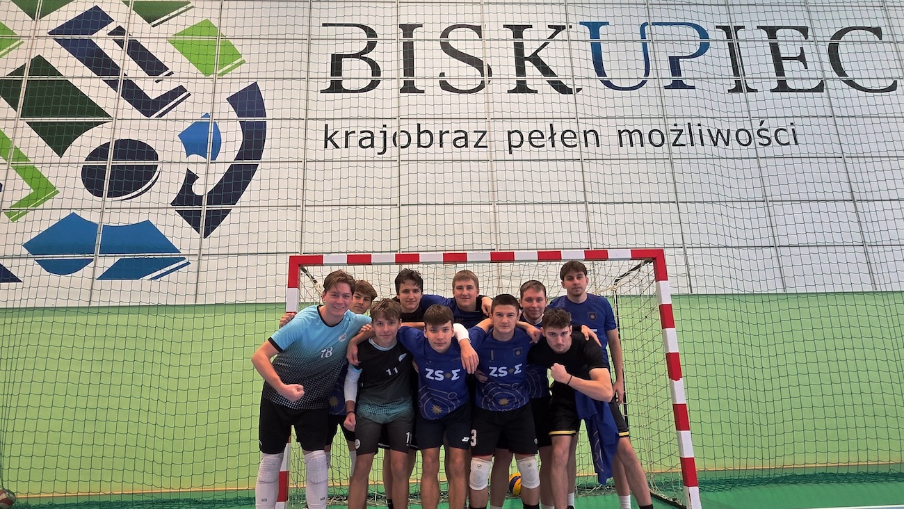 Siatkarze Ekonomika w półfinale wojewódzkim.